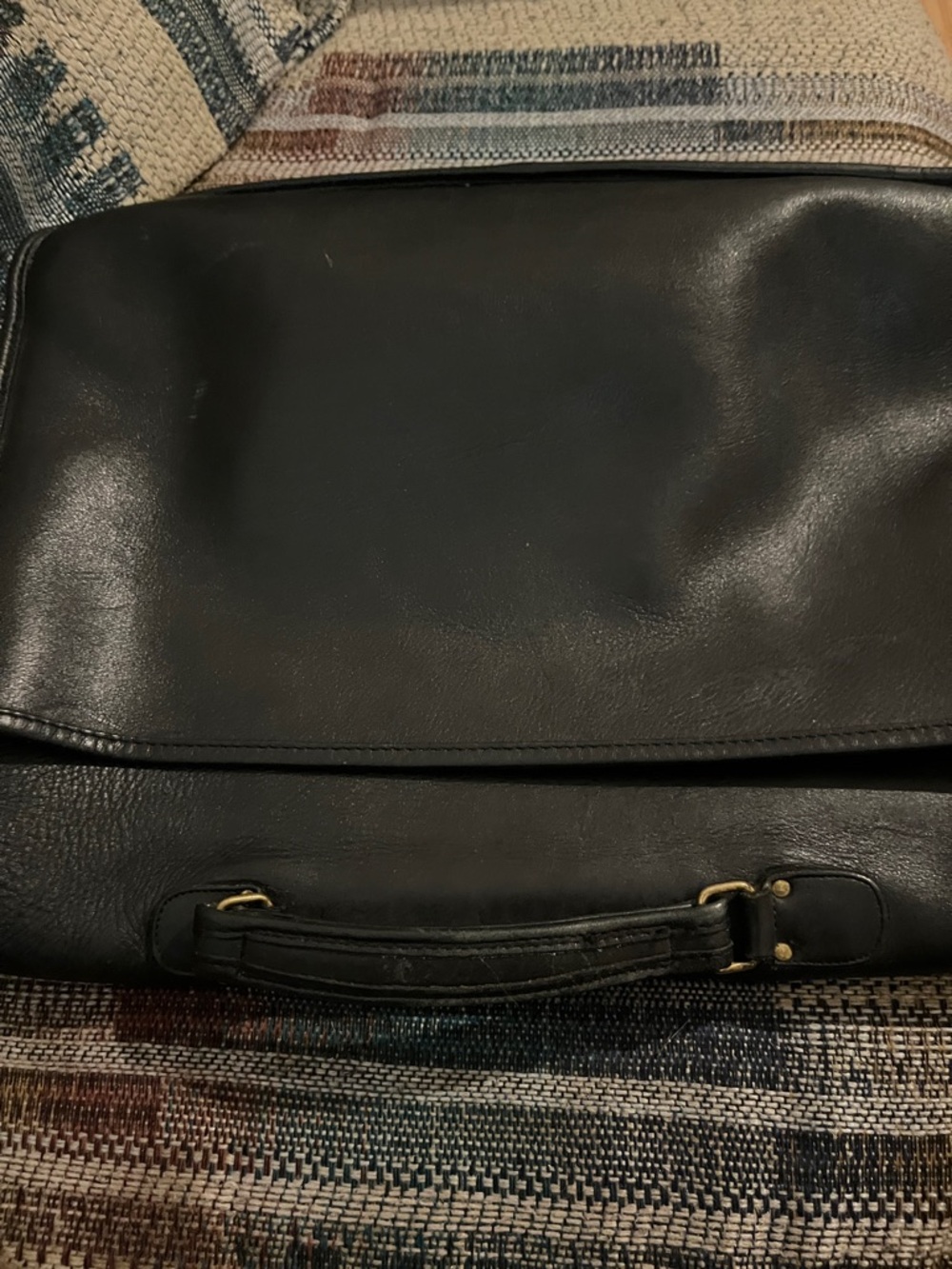 Coach Black Leather Laptop Briefcase with Gold Turnlock PREOWNED - Picture 14 of 15